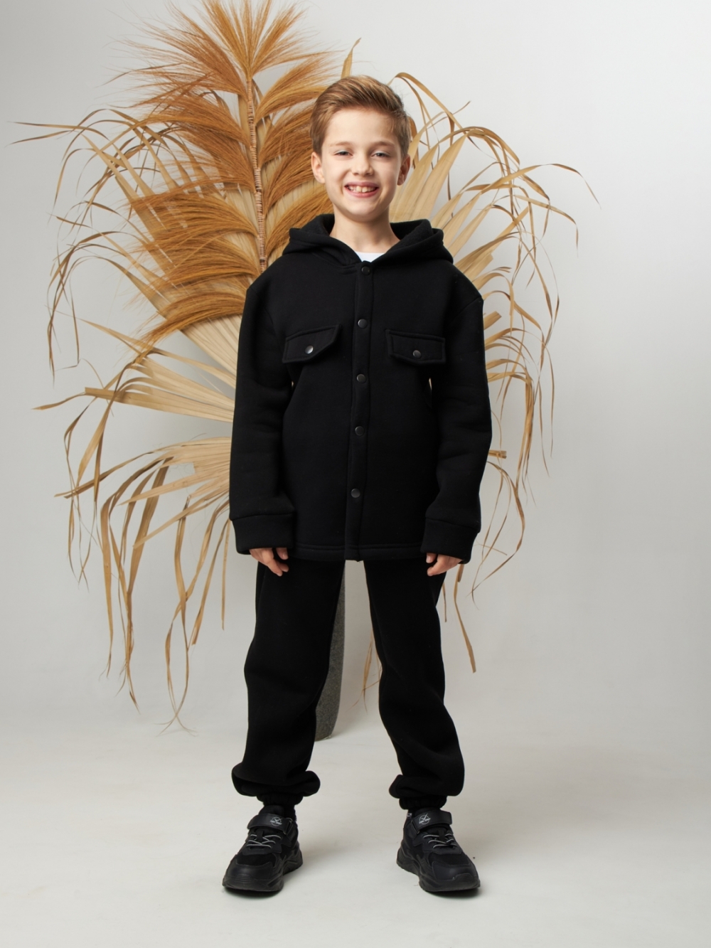 333. Костюм детский (Брюки+Толстовка) на кнопках, черный, хлопок 65%, 35% ПЭ, 3-х нитка с  начесом 122,128,134,140