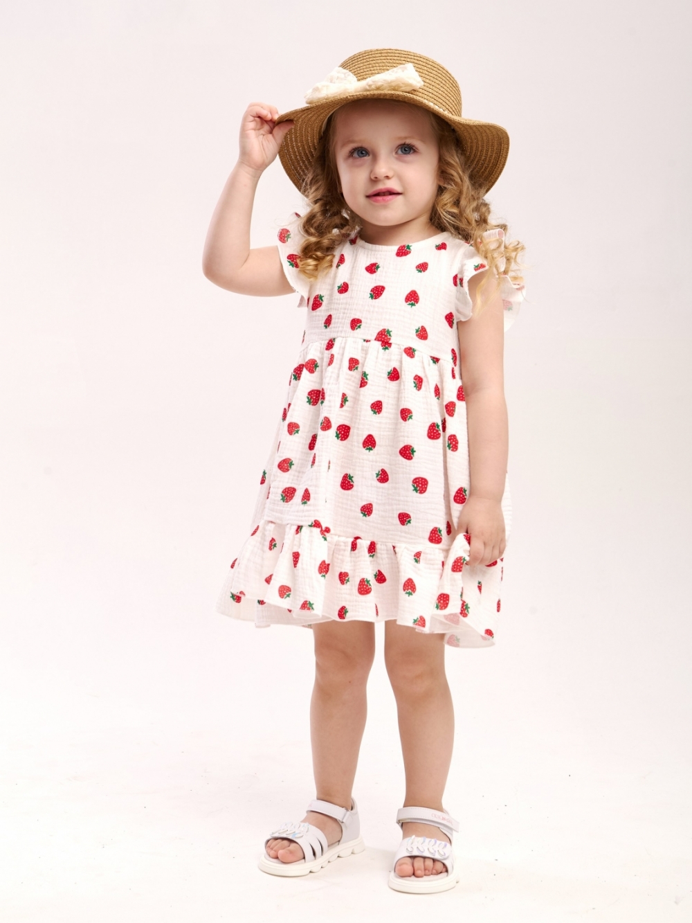 342-КЛ. Платье детское из муслина, хлопок 100%, клубника, р. 98,104,110,116