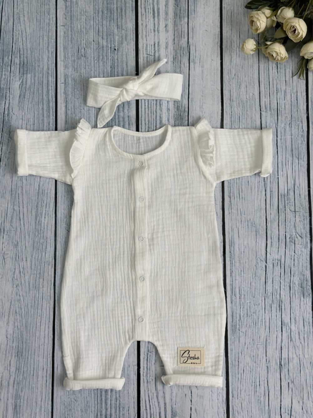 336-МО. Комбинезон с повязкой для девочки из муслина, хлопок 100%, размеры 56,62,68, молочный