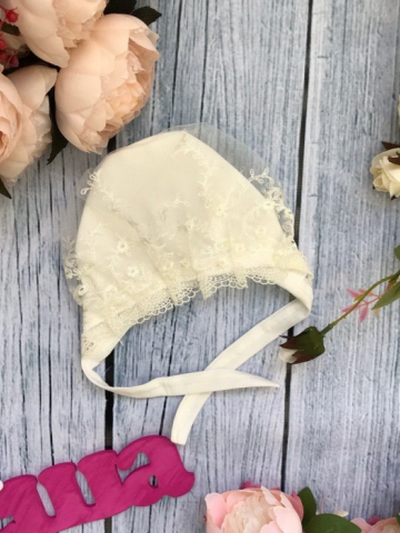 Купить оптом 185. Чепчик с кружевом, хлопок 100 % интерлок в Самаре