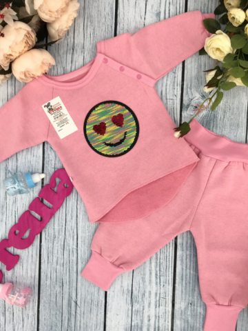 Купить оптом 234. Костюм из футера с начесом "Смайл",  хлопок 65%, 35% ПЭ, 74,80,86 в Самаре